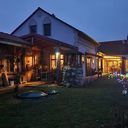 Vila Svatoplukovo Království