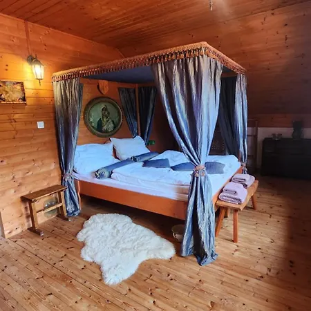 Svatoplukovo Království Vila *