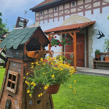 Вилла Svatoplukovo Kralovstvi