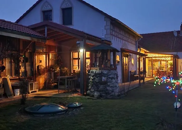 Villa Svatoplukovo Království