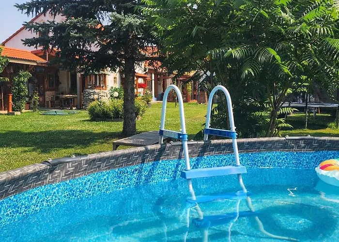 Svatoplukovo Kralovstvi Вилла *